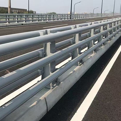 橋梁防撞護欄